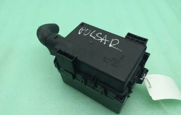 Nissan Pulsar Fuse box set 243821KN0A 7154760130