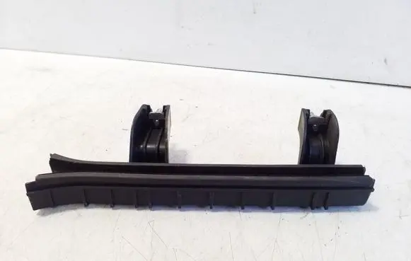 Fiat 500L Front door windshield rail 51884097