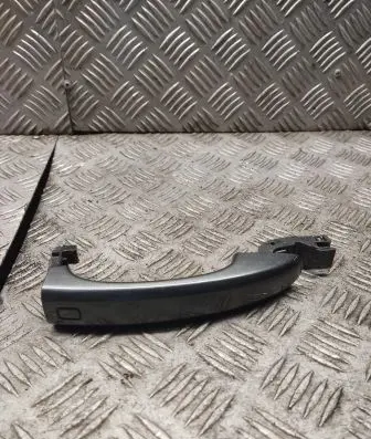 Audi A5 8T 8F Front door exterior handle 8t0837205a