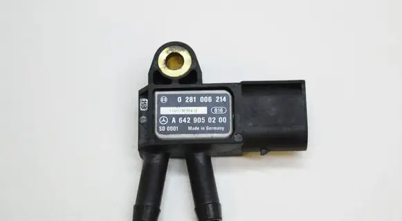 Mercedes-Benz CLA C117 X117 W117 Exhaust gas pressure sensor 0281006214 A6429050200