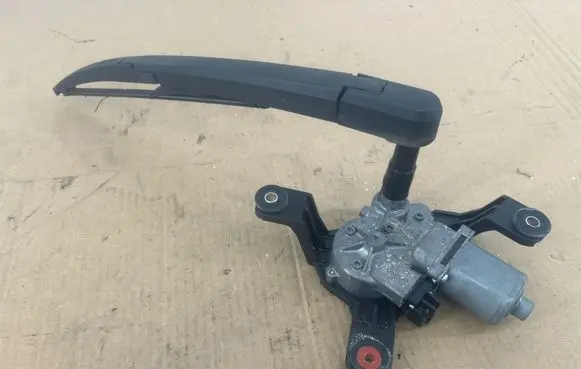 Opel Astra K Rear window wiper motor 13418998 689062013