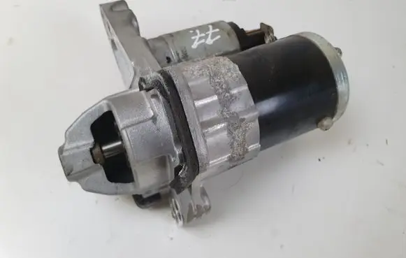 Nissan Qashqai Starter motor 233004415R