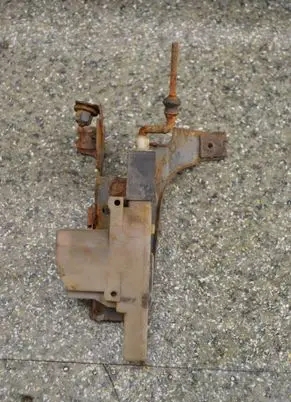 BMW 3 E30 Central locking motor 1385119