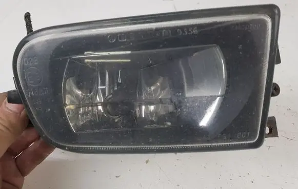 BMW 5 E39 Front fog light 37030999 37030749