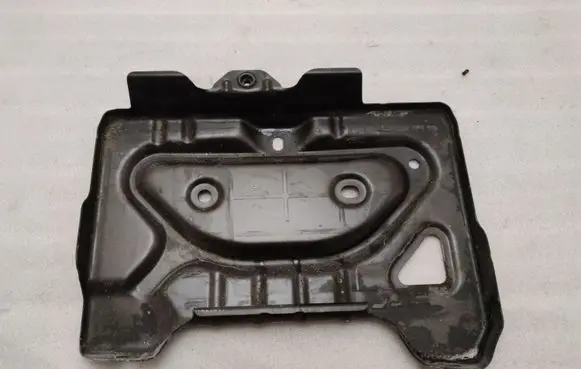 Mercedes-Benz CLS C218 AMG Battery tray A2126200118