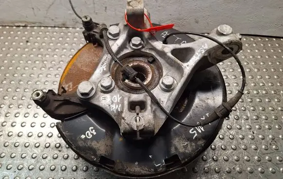 Opel Astra J Front wheel hub spindle knuckle S25056101