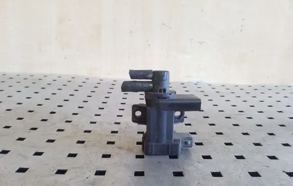 Chevrolet Captiva Turbo solenoid valve 25183170