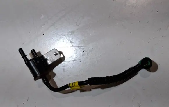 Ford Mustang VI Vacuum line/pipe/hose JR3C9D188BC