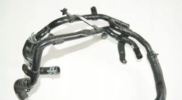 Audi A4 S4 B9 Engine coolant pipe/hose 04L122157CC