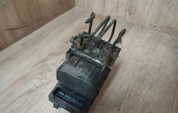 Volvo S40, V40 ABS Pump 866292