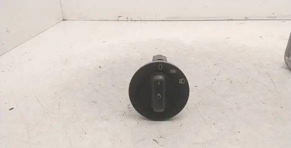 BMW 5 E39 Light switch 8363683
