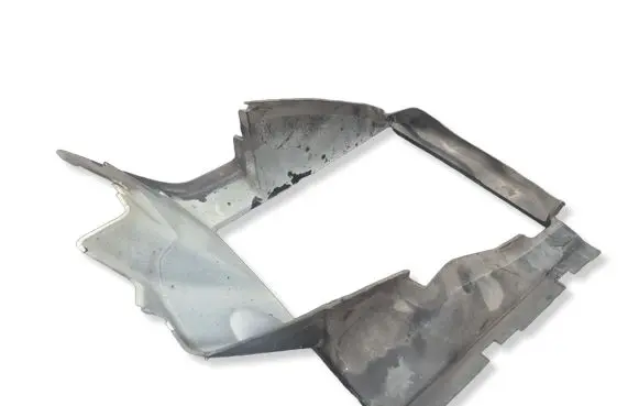 Audi Q7 4L Intercooler air channel guide 4L0117336F