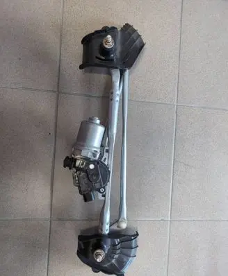 Toyota bZ4X Front wiper linkage 8511042310 1594001080