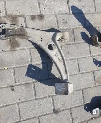 Front lower control arm/wishbone