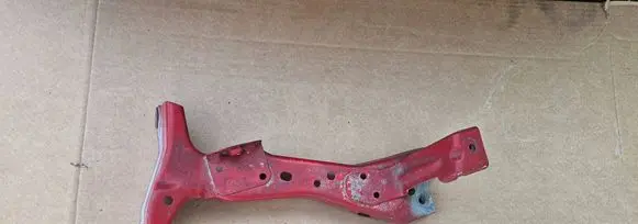 Audi A3 S3 8V Fender mounting bracket 8v0821135a