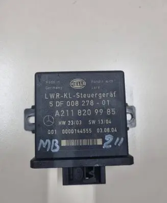 Mercedes-Benz E W211 Light module LCM 5DF00827801 0000144555 A2118209985