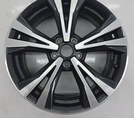 Nissan Qashqai R18 alloy rim N87801