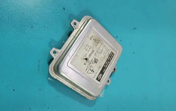 Porsche Panamera (970) Headlight ballast module Xenon 5DV009720-10 IMPRK1517666
