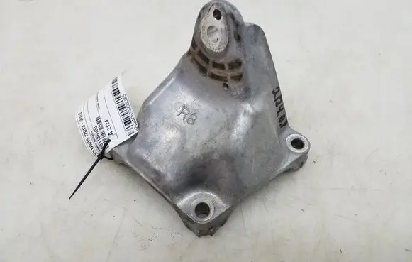 Lexus IS III XE30 Engine mounting bracket 1231136100