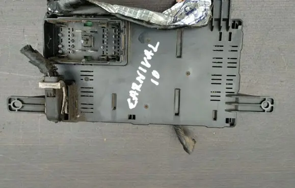 KIA Carnival Fuse module 919584D080 919584D0800H