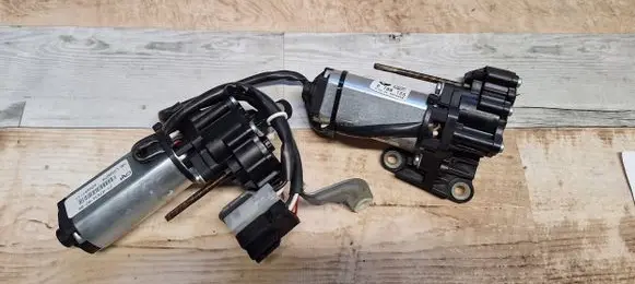 BMW 5 GT F07 Steering column adjust motor 6788155 6024456