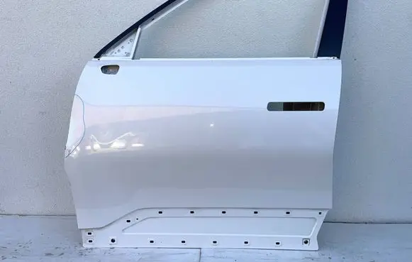 KIA EV9 Front door 