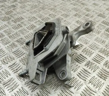 Peugeot 2008 II Engine mount bracket 9826551380