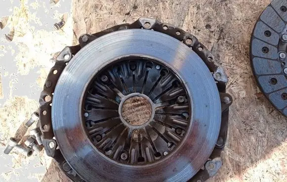 BMW 1 E81 E87 Clutch set kit LUK