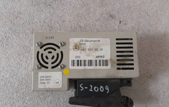 Mercedes-Benz C W203 Central body control module a2038206026 2038206026