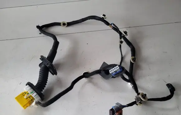 Opel Mokka B Rear door wiring loom 9846103680