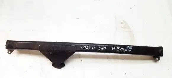 Volvo S60 Engine mount bracket
