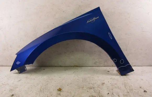 Skoda Superb B8 (3V) Fender