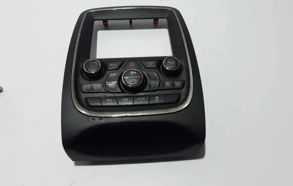 Dodge Durango Air conditioner control unit module 68333652AA