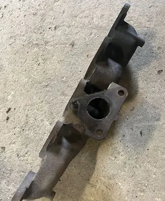 Nissan Almera N16 Exhaust manifold