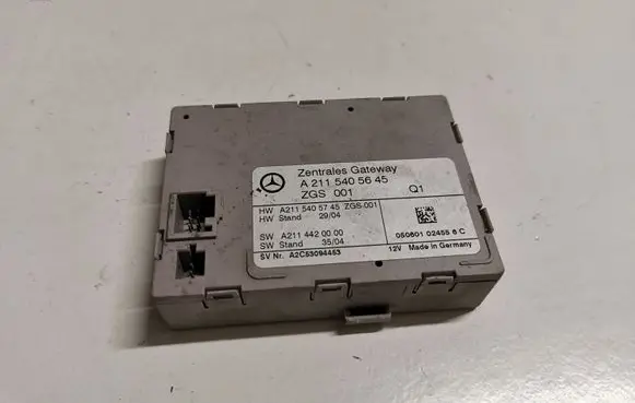 Mercedes-Benz E W211 Gateway control module A2115405645