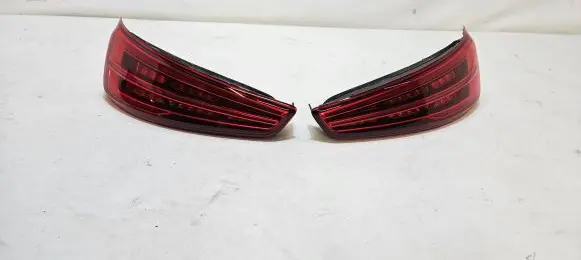 Audi Q3 8U Rear/tail lights 8U0945093M