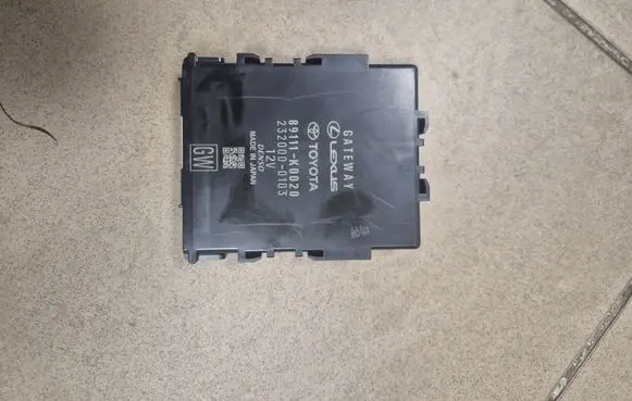 Toyota Yaris XP210 Gateway control module 89111K0020 2320000103