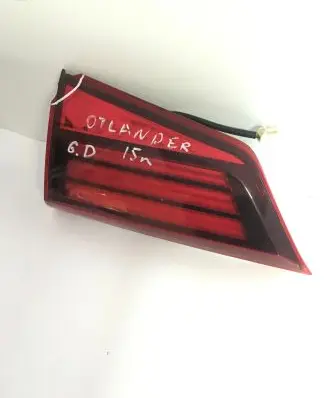 Mitsubishi Outlander Tailgate rear/tail lights W2558