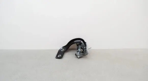 Audi Q5 SQ5 Tailgate/trunk/boot hinge 8R0827300A