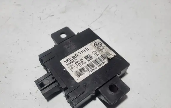 Volkswagen Touran I Alarm control unit/module 1K0907719B 28002223 8004486EB