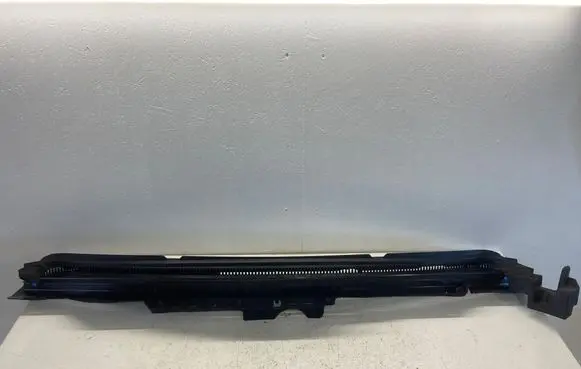 Renault Austral Wiper trim 668108648R