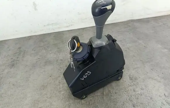 Smart ForTwo I Gear shifter/selector 0002397