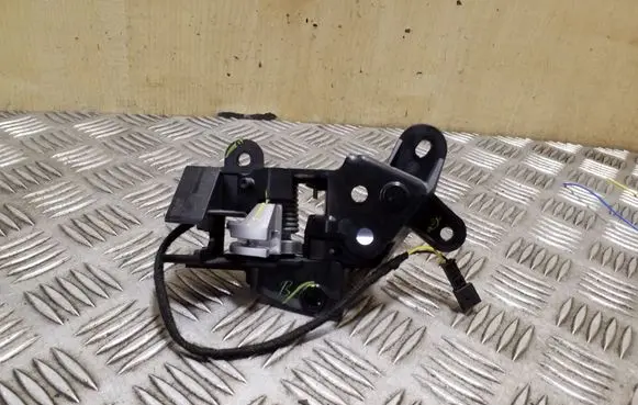 Tesla Model S Front door interior handle 100843300E 100843100D