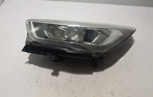 Ford Kuga II Headlight/headlamp GV4113W030CG