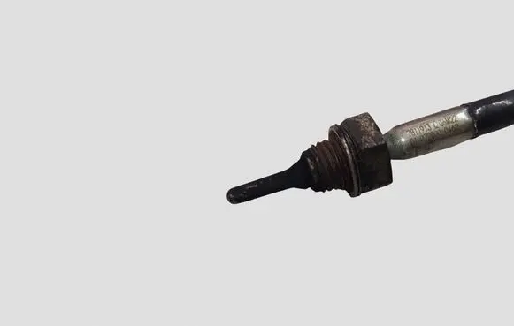 BMW 3 E90 E91 Exhaust gas temperature sensor 7811913