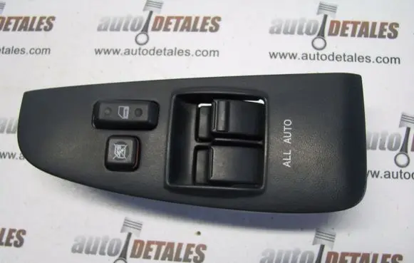 Toyota Avensis T250 Electric window control switch 8480205200