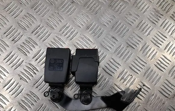 Audi A8 S8 D4 4H Middle seatbelt buckle (rear) 4H0857740