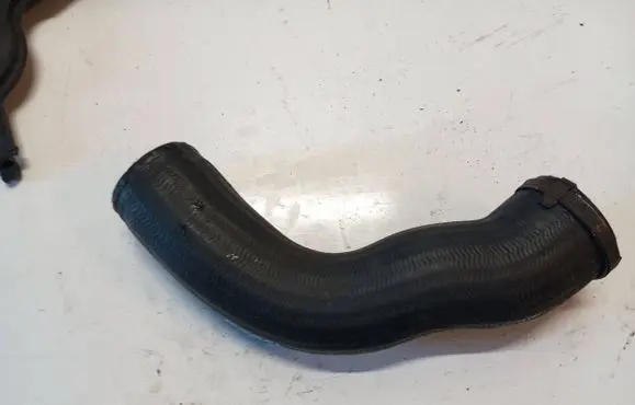 Volvo V60 Intercooler hose/pipe 31338543