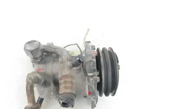 Audi 80 90 S2 B4 Air conditioning (A/C) compressor (pump) 