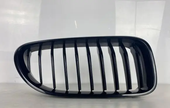 BMW 6 F12 F13 Front bumper upper radiator grill 51137212850